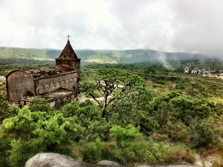 Bokor - Sihanouk Ville - Kohrong 4 Ngày 3 Đêm - Khám phá văn hóa và di sản lịch sử đa dạng.