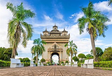 Hà Nội - Viên Chăn - Udon Thani - Ban Chiang 4 ngày 3 đêm - Văn hóa đa dạng và thiên nhiên hùng vĩ. Hà Nội - Viên Chăn - Udon Thani - Ban Chiang 4 ngày 3 đêm - Văn hóa đa dạng và thiên nhiên hùng vĩ.
