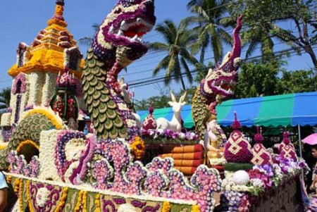 Lễ hội hoa đầy sắc màu tại Chiang Mai