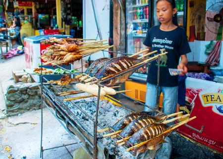 Sở hữu 10 món ăn vặt ngon bậc nhất tại Lào