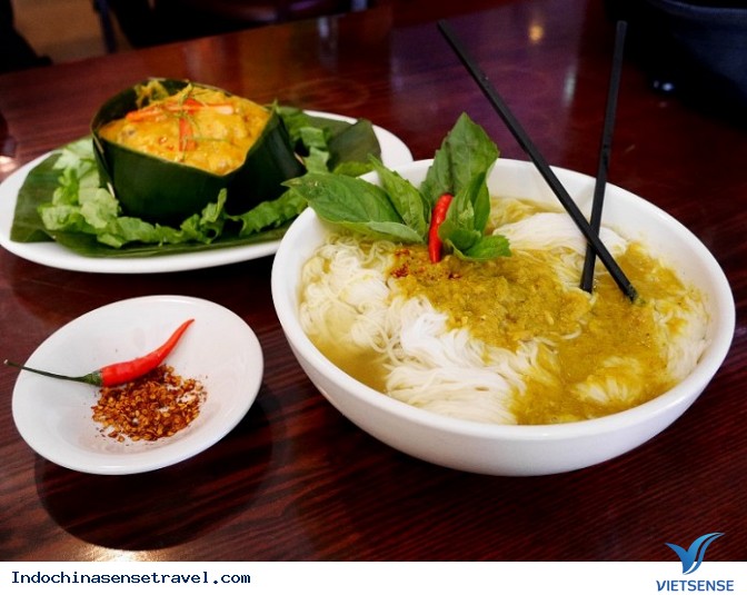 Nom banh chok Nom banh chok