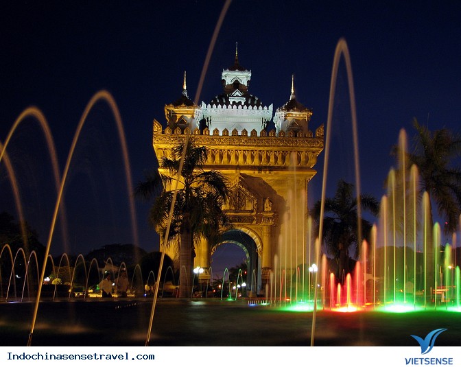 Patuxay tức Khải Hoàn Môn - Ảnh 2 Patuxay tức Khải Hoàn Môn - Ảnh 2