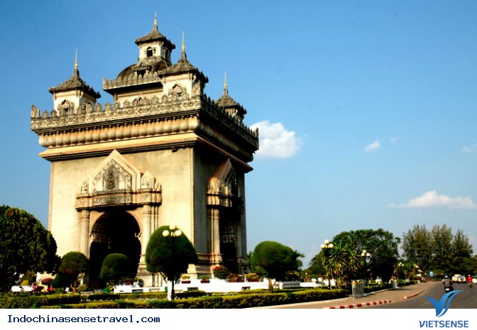 Patuxay tức Khải Hoàn Môn - Ảnh 1 Patuxay tức Khải Hoàn Môn - Ảnh 1