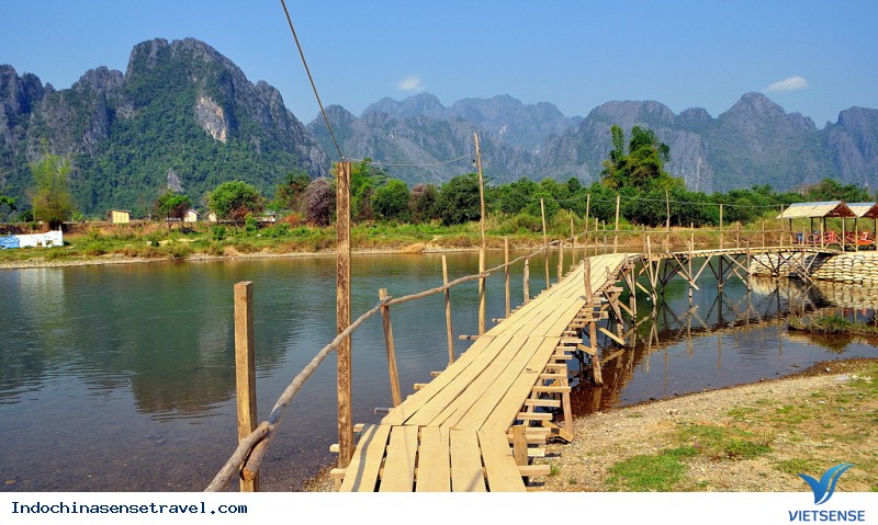 Vị trí địa lý - Ảnh 1