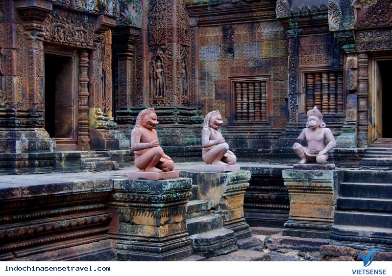 Thăm quan đền Banteay Srei linh thiêng của Campuchia - Ảnh 2