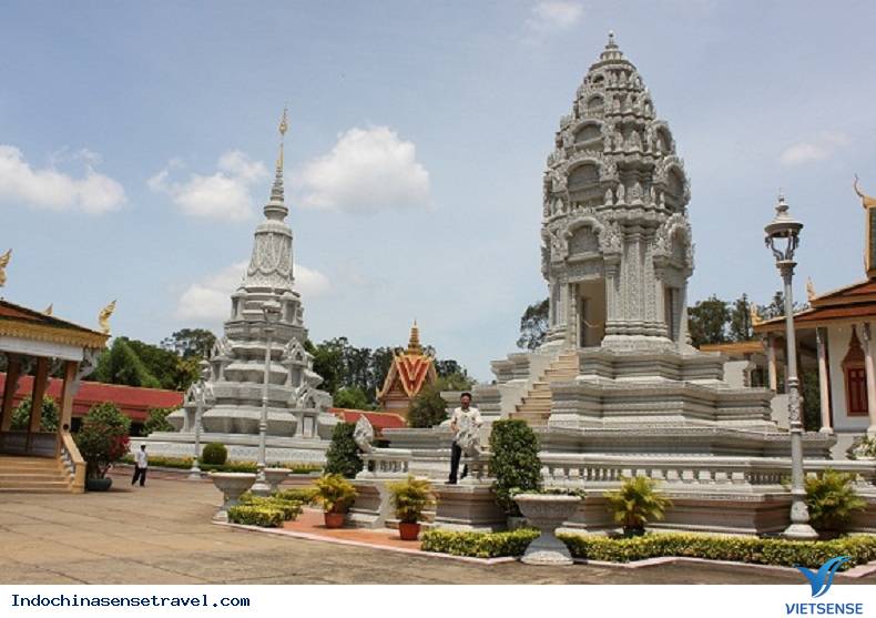 Các công trình đặc sắc trong chùa Bạc của Campuchia – Phần 2 - Ảnh 4 Các công trình đặc sắc trong chùa Bạc của Campuchia – Phần 2 - Ảnh 4