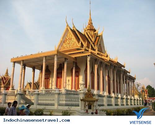 Du lịch Campuchia - Chùa Bạc