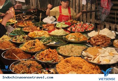 DẠO MỘT VÒNG CHỢ ĐÊM CỦA NGƯỜI LÀO dao-mot-vong-cho-dem-cua-nguoi-lao