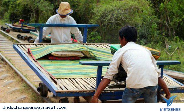 Trải Nghiệm Tàu Hoả Tre Của Campuchia - Ảnh 1 Trải Nghiệm Tàu Hoả Tre Của Campuchia - Ảnh 1