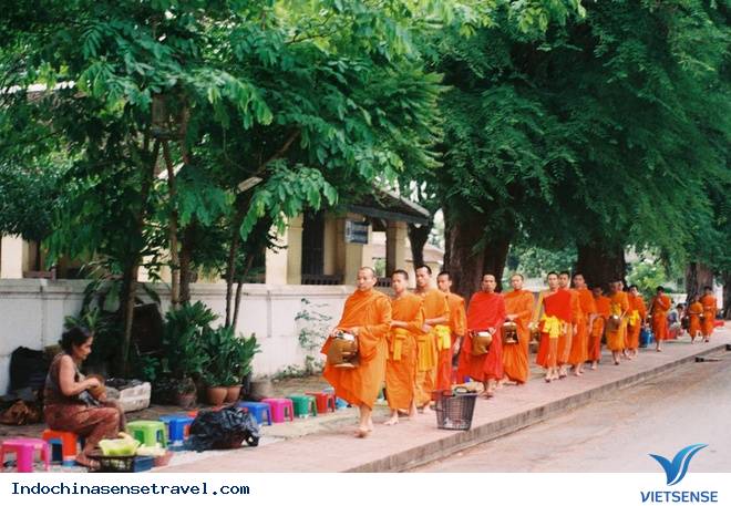 Ghé Luang Prabang đừng quên thử 10 điều sau - Ảnh 1 Ghé Luang Prabang đừng quên thử 10 điều sau - Ảnh 1
