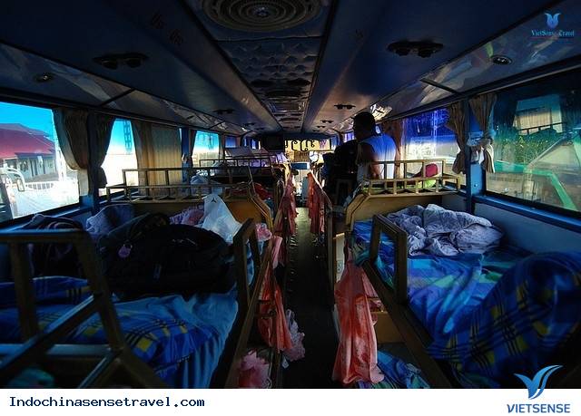 kham-pha-phuong-tien-giao-thong-doc-dao-cua-nguoi-lao1