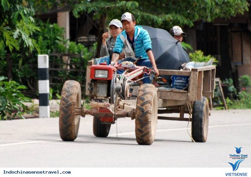 kham-pha-phuong-tien-giao-thong-doc-dao-cua-nguoi-lao1