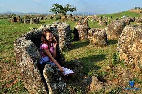 KỲ BÍ TRUYỀN THUYẾT CÁNH ĐỒNG CHUM (XIENGKHUANG - LÀO) KỲ BÍ TRUYỀN THUYẾT CÁNH ĐỒNG CHUM (XIENGKHUANG - LÀO)