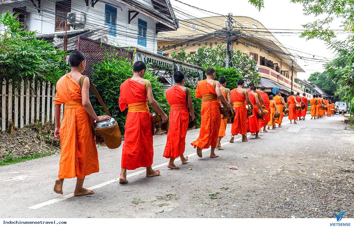 ký sự bắc việt thượng lào