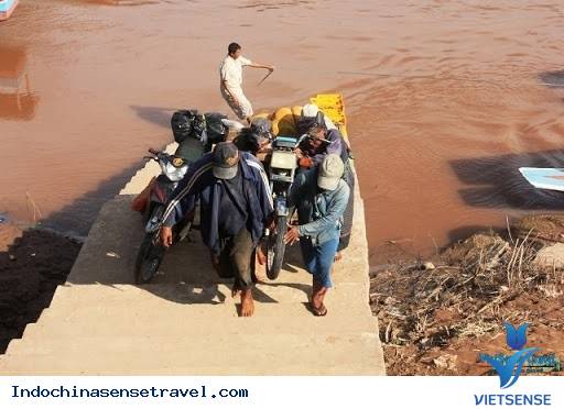 ký sự bắc việt thượng lào