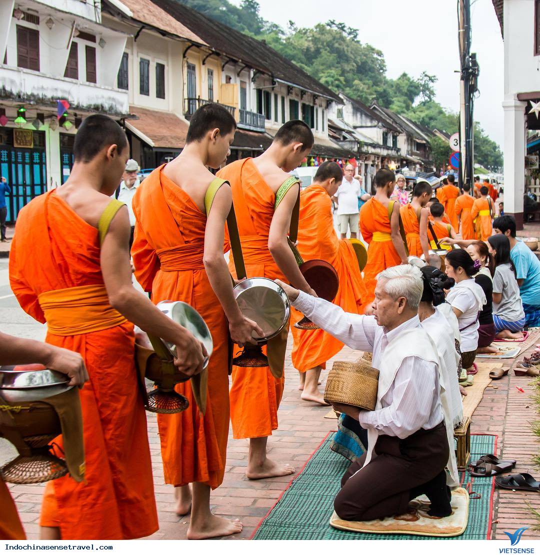 ký sự bắc việt thượng lào