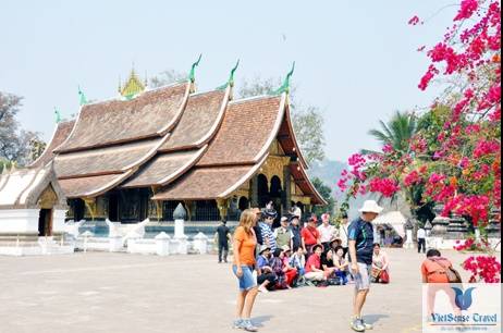 Lào - Đất nước bình yên tươi đẹp và mến khách nước lào mên khách