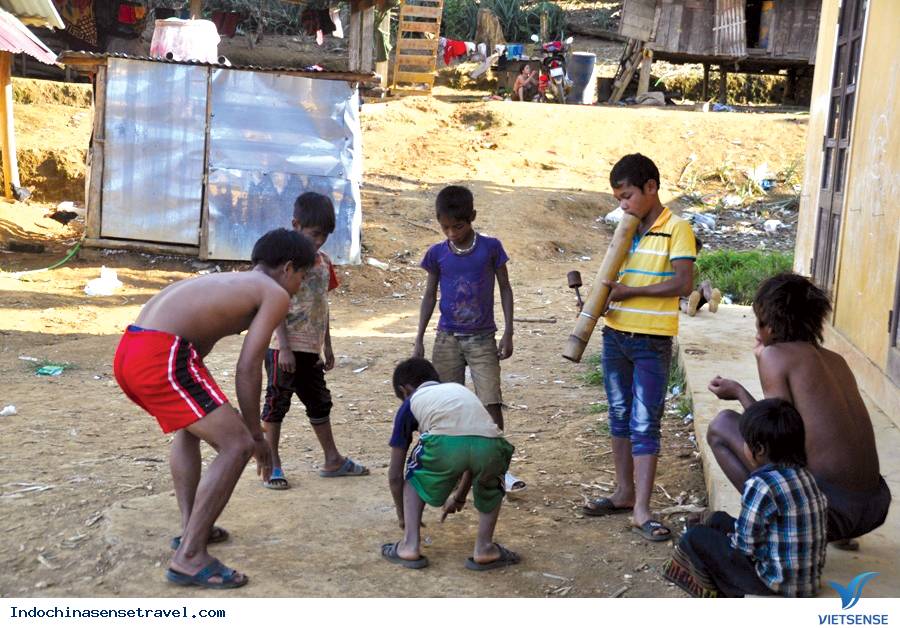 Nếu không muốn ế chỏng chơ con gái Lào phải biết hút thuốc - Ảnh 3 Nếu không muốn ế chỏng chơ con gái Lào phải biết hút thuốc - Ảnh 3