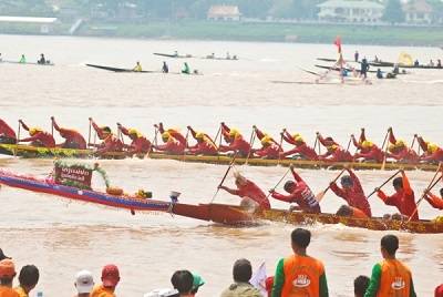 Lễ hội đua thuyền ở Lào - Lễ hội Boat Racing Festival
