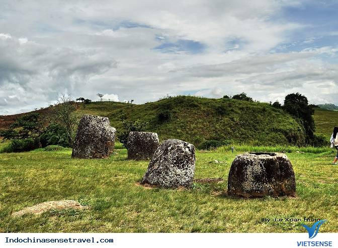Phonsavan lững lờ trên những đám dã quỳ vàng rực - Ảnh 1