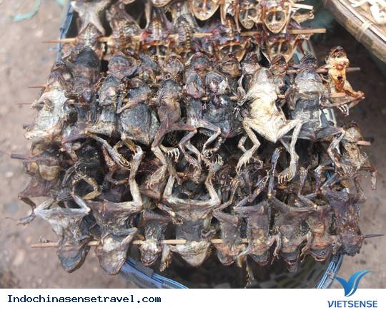 Khu chợ Việt trên đất nước bạn Lào