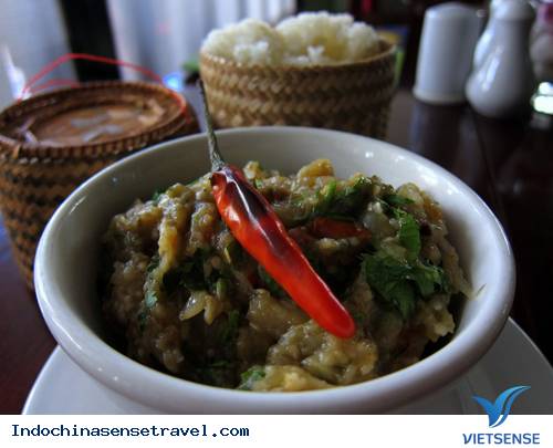 10 món ăn vặt đặc trưng của Lào