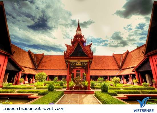 Tham quan bảo tàng quốc gia Phnôm Pênh ở Campuchia - Ảnh 1 Tham quan bảo tàng quốc gia Phnôm Pênh ở Campuchia - Ảnh 1