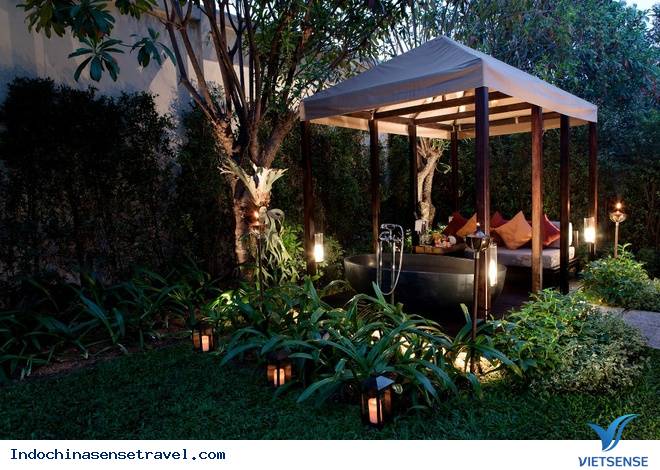 Thích thú tục buộc dây đón khách tại Lào - Ảnh 6